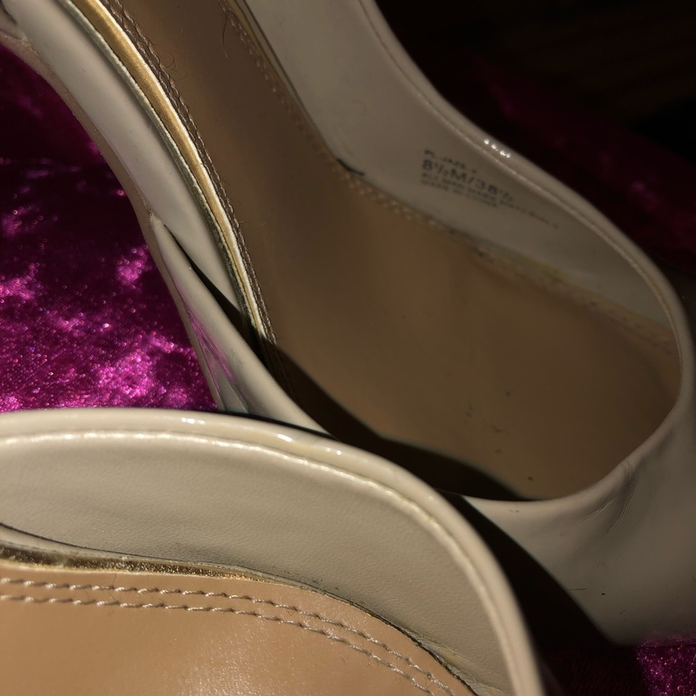 BCBGeneration Glossy Heels - Picture 5 of 5